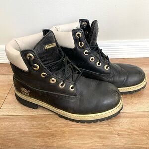 Timberland Classic Black Leather‎ Waterproof Boots Womens Size 4.5